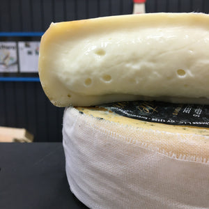 Ovelha Amanteigado ($25.99/lb.)